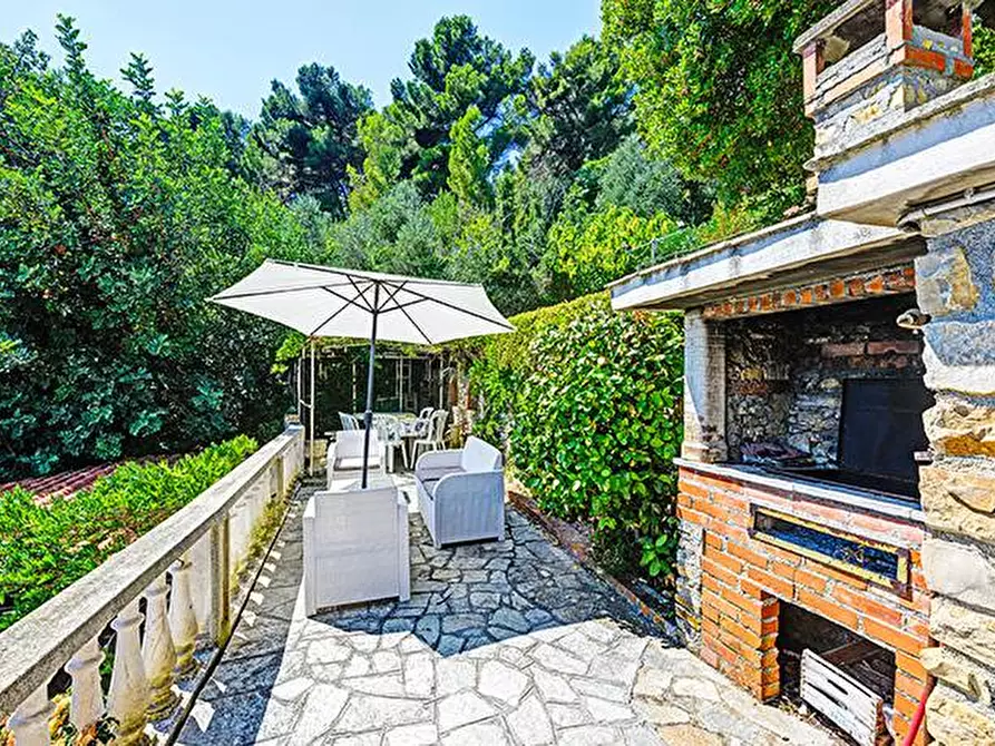 Immagine 7 di Villa in vendita  in via colline a Andora