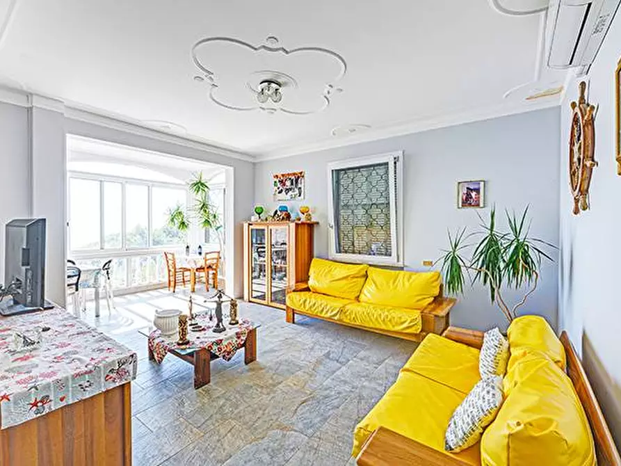 Immagine 14 di Villa in vendita  in via colline a Andora