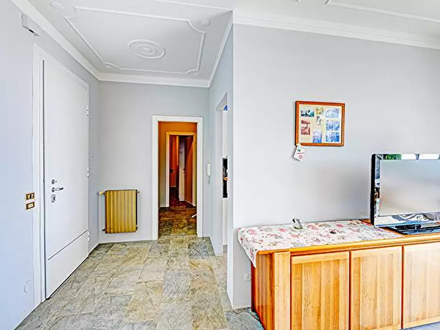 Immagine 17 di Villa in vendita  in via colline a Andora