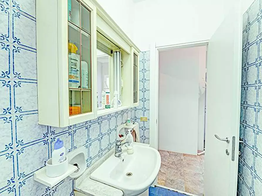 Immagine 25 di Villa in vendita  in via colline a Andora