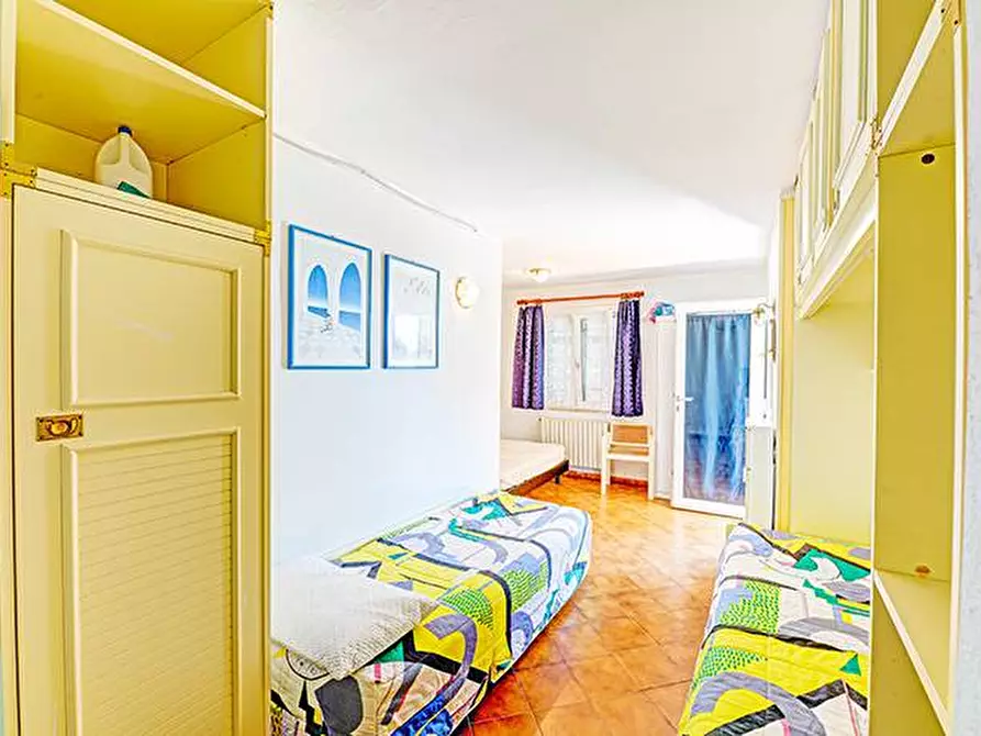 Immagine 28 di Villa in vendita  in via colline a Andora