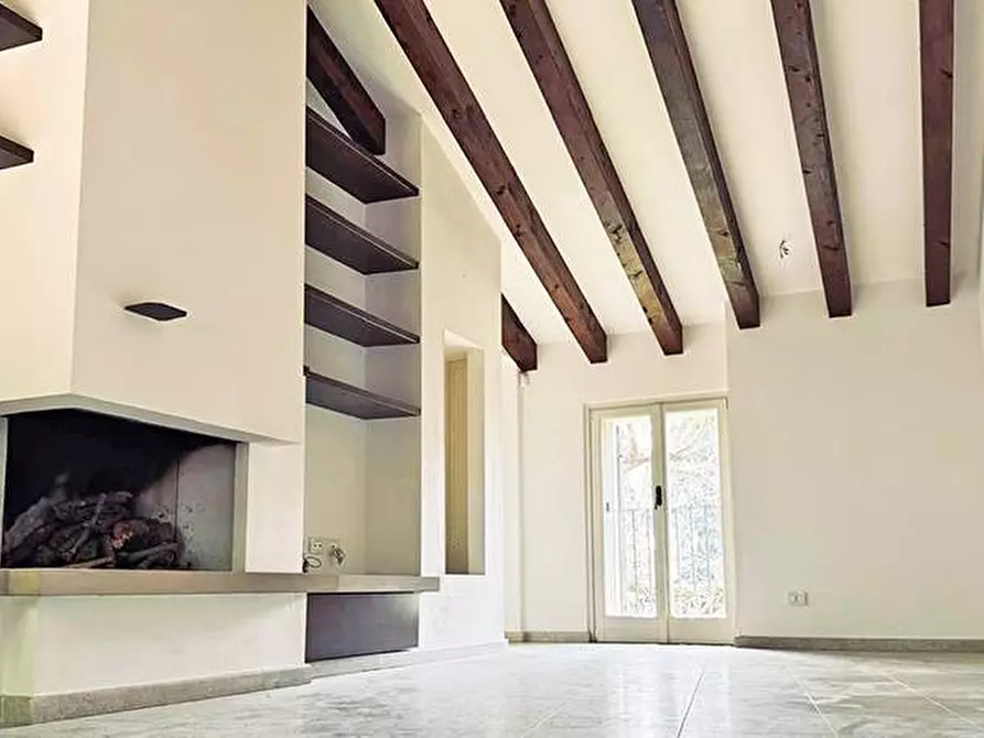 Immagine 9 di Casa indipendente in vendita  in via borgo canale a Bergamo