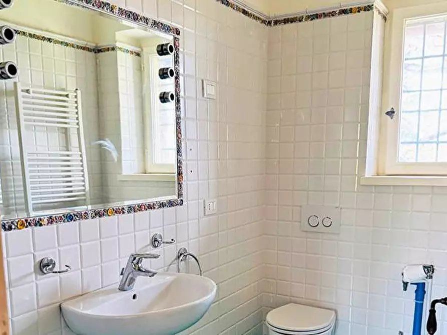 Immagine 18 di Casa indipendente in vendita  in via borgo canale a Bergamo