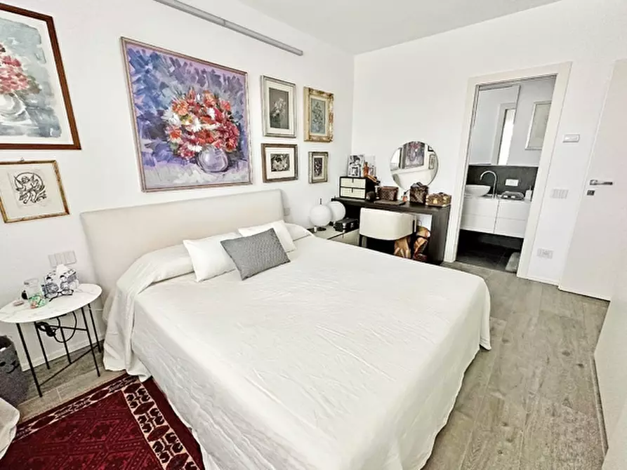 Immagine 14 di Attico in vendita  in via maddalena casulana a Bergamo