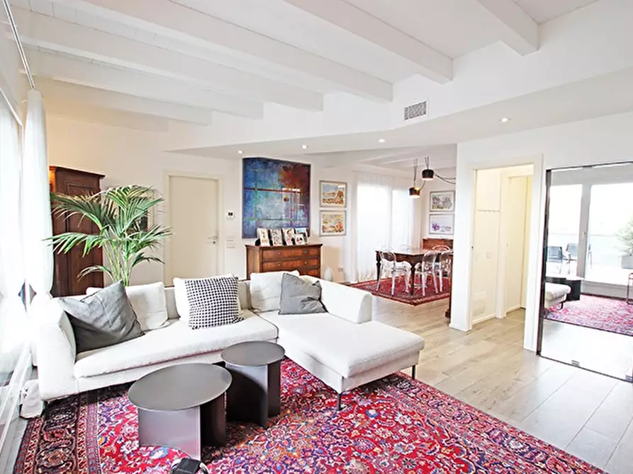 Immagine 8 di Attico in vendita  in via maddalena casulana a Bergamo