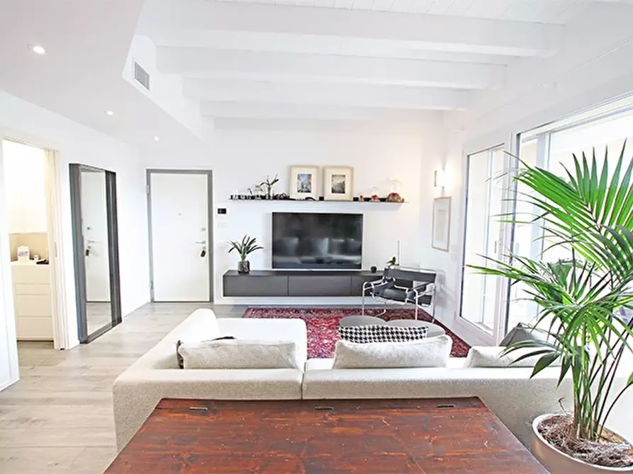 Immagine 10 di Attico in vendita  in via maddalena casulana a Bergamo