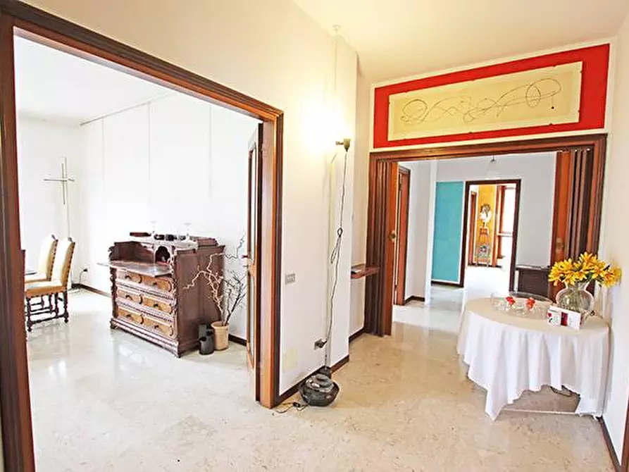 Immagine 10 di Appartamento in vendita  in via Cucchi a Bergamo