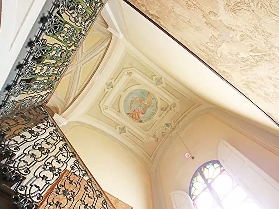 Immagine 15 di Rustico / casale in vendita  in via solferino a Terricciola