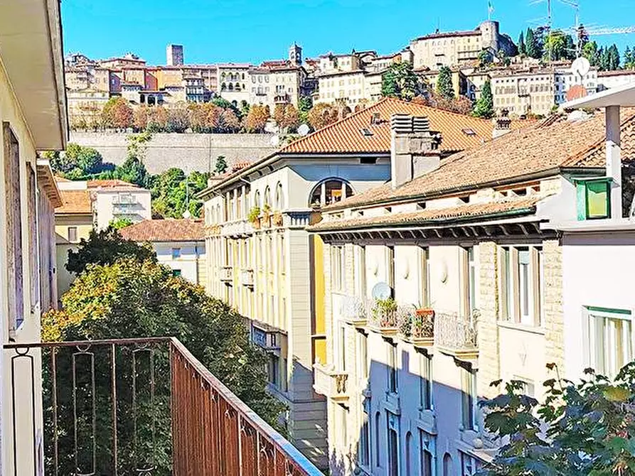 Immagine 2 di Appartamento in vendita  in via matris domini a Bergamo