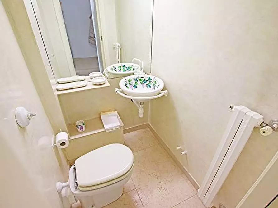 Immagine 14 di Casa indipendente in vendita  in via Borgo Canale a Bergamo