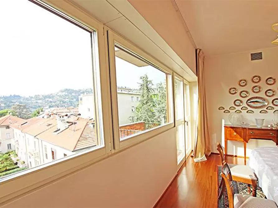 Immagine 9 di Appartamento in vendita  in via garibaldi a Bergamo