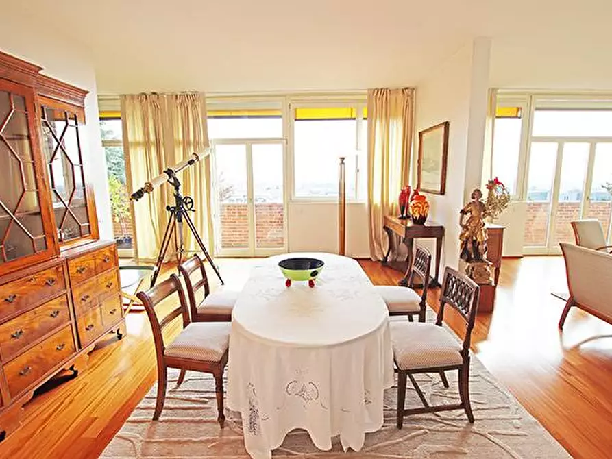 Immagine 13 di Appartamento in vendita  in via garibaldi a Bergamo