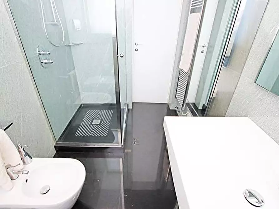 Immagine 30 di Appartamento in vendita  in via garibaldi a Bergamo