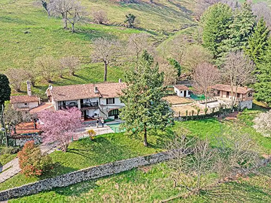 Immagine 1 di Rustico / casale in vendita  in cascina costa grande a Adrara San Martino