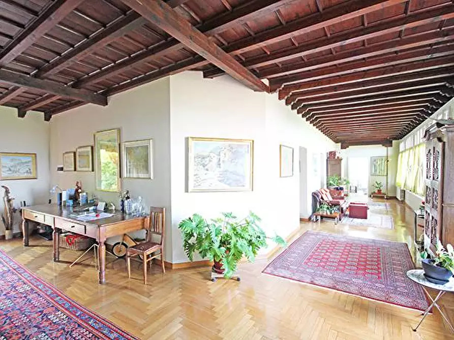 Immagine 8 di Attico in vendita  in via colle dei roccoli a Bergamo