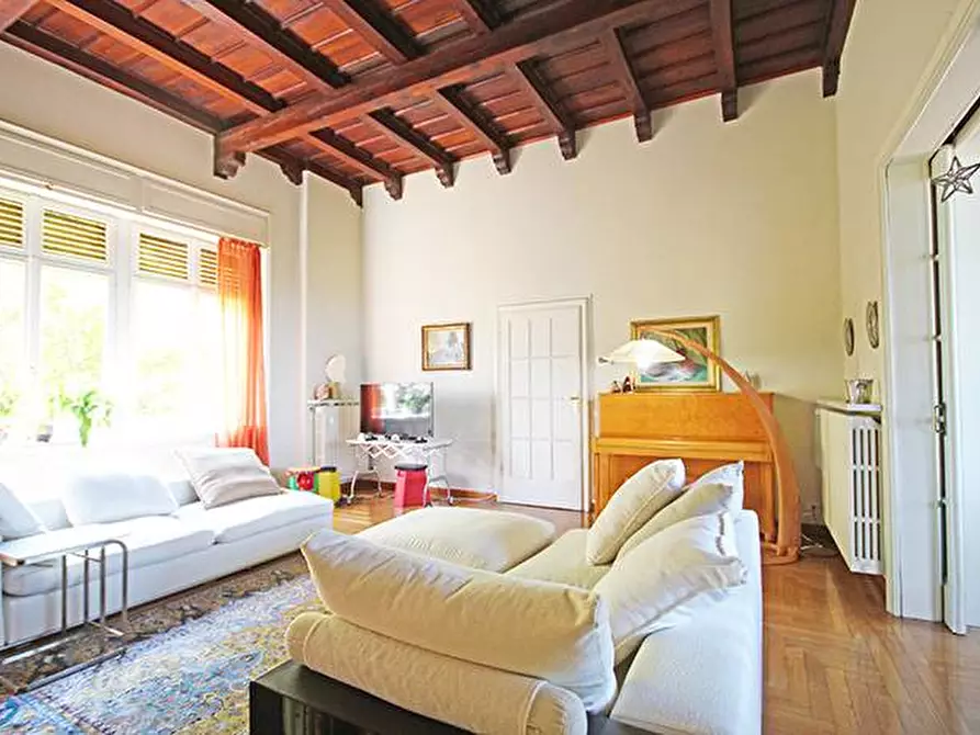 Immagine 13 di Attico in vendita  in via colle dei roccoli a Bergamo