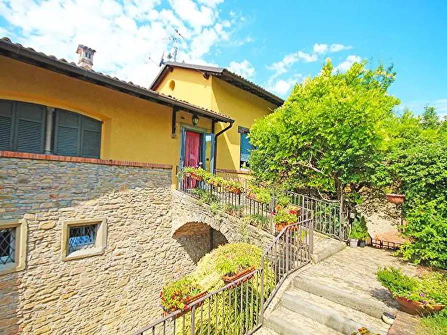 Immagine 3 di Attico in vendita  in via colle dei roccoli a Bergamo