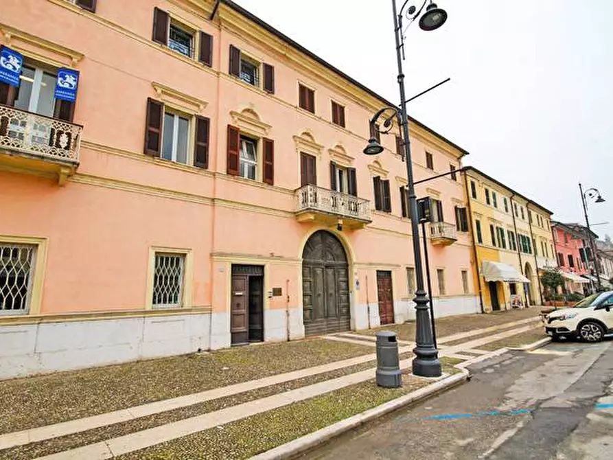 Immagine 1 di Casa indipendente in affitto  in Corso Vittorio Emanuele a Villafranca Di Verona
