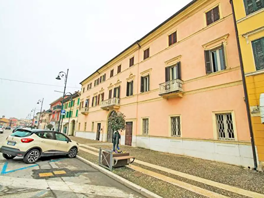 Immagine 3 di Ufficio in affitto  in Corso Vittorio Emanuele a Villafranca Di Verona