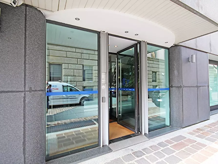 Immagine 5 di Ufficio in affitto  in Viale Vittorio Emanuele Ii a Bergamo