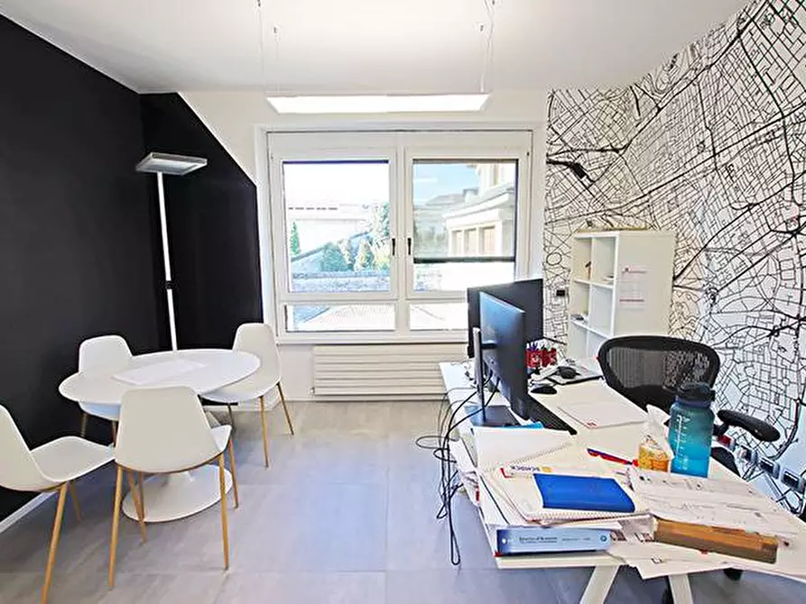 Immagine 13 di Ufficio in affitto  in Viale Vittorio Emanuele Ii a Bergamo