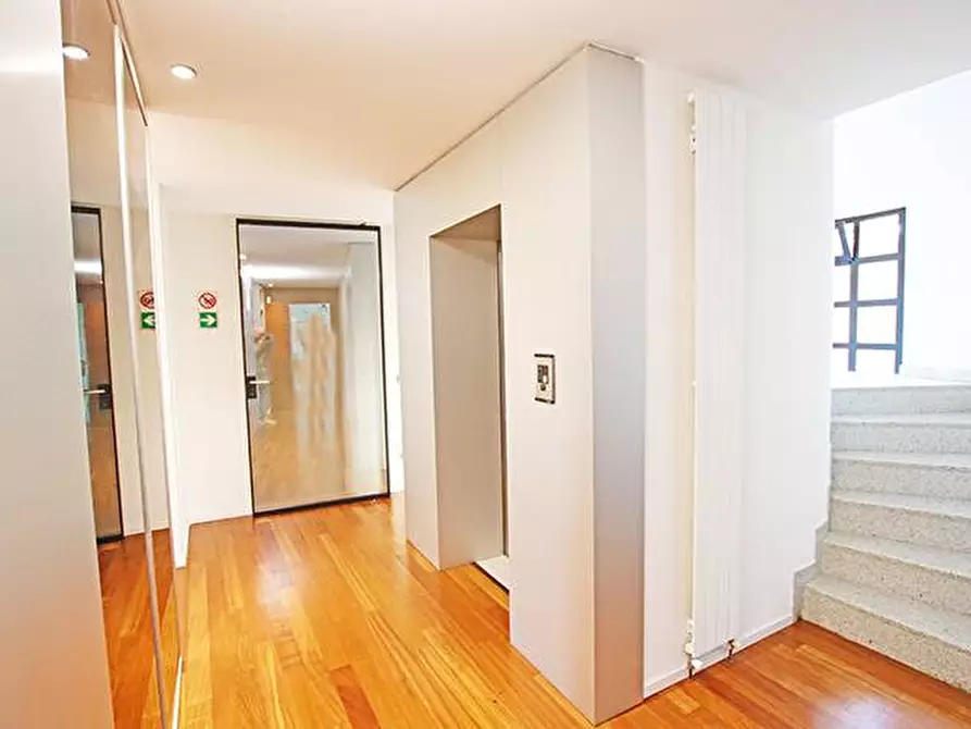 Immagine 15 di Ufficio in affitto  in Viale Vittorio Emanuele Ii a Bergamo