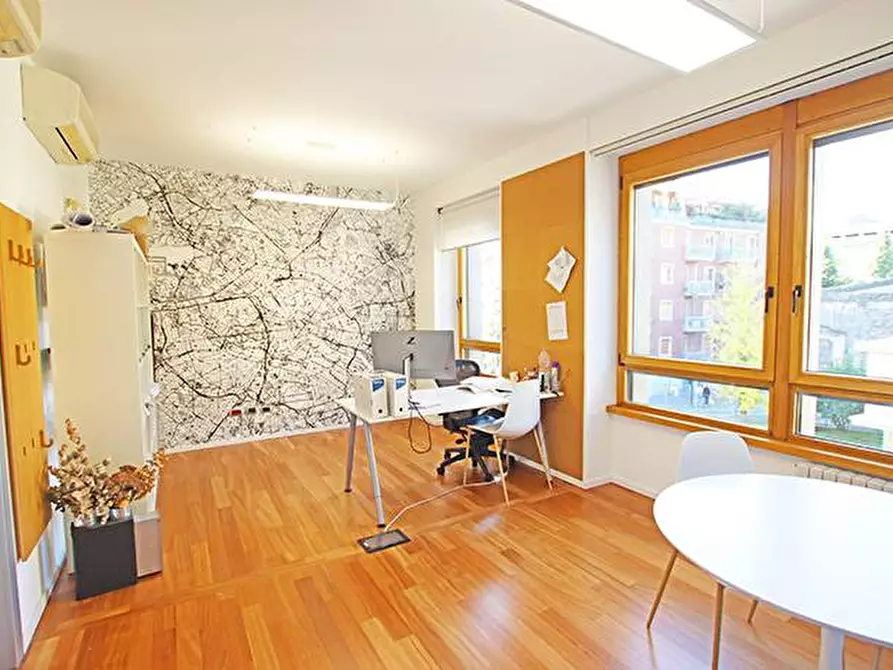 Immagine 19 di Ufficio in affitto  in Viale Vittorio Emanuele Ii a Bergamo