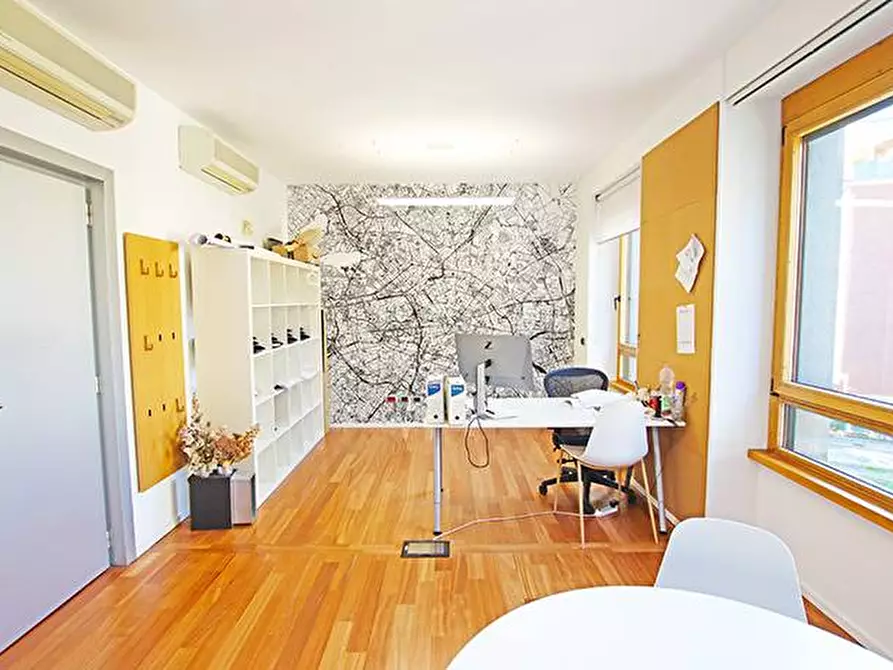 Immagine 20 di Ufficio in affitto  in Viale Vittorio Emanuele Ii a Bergamo