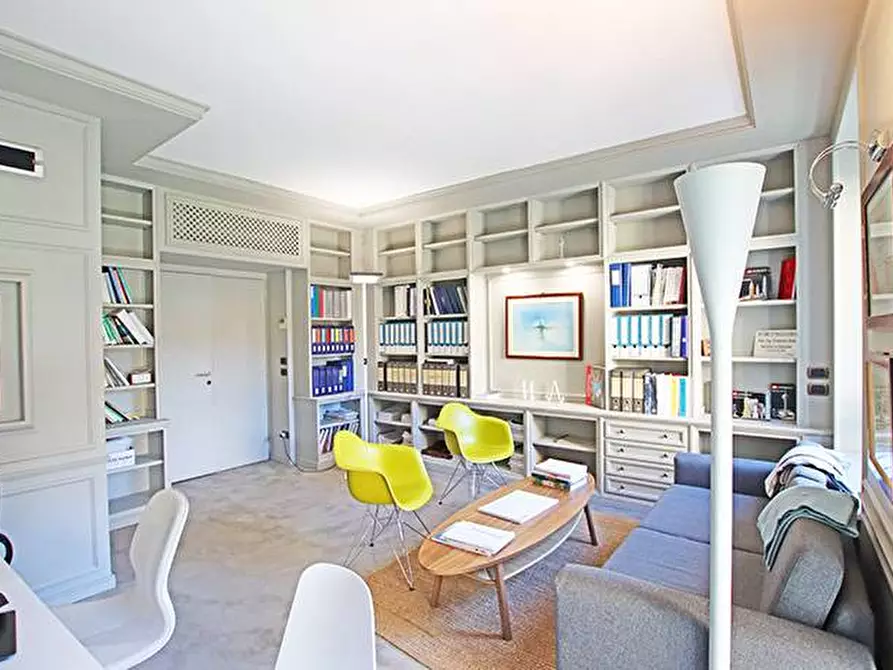 Immagine 32 di Ufficio in affitto  in Viale Vittorio Emanuele Ii a Bergamo