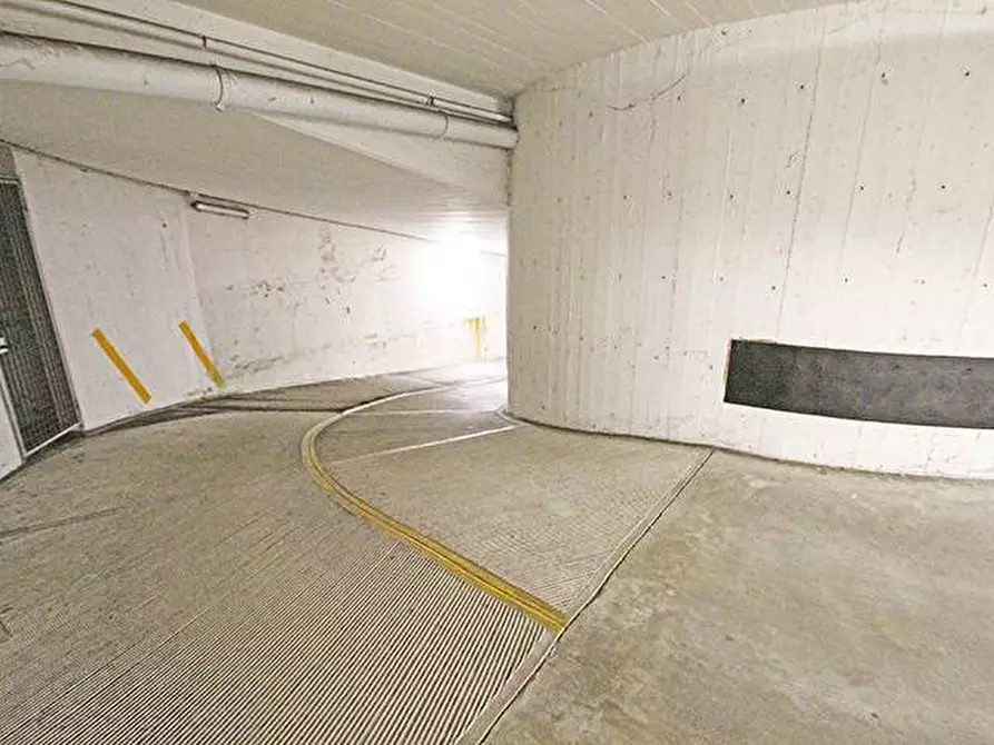 Immagine 44 di Ufficio in affitto  in Viale Vittorio Emanuele Ii a Bergamo