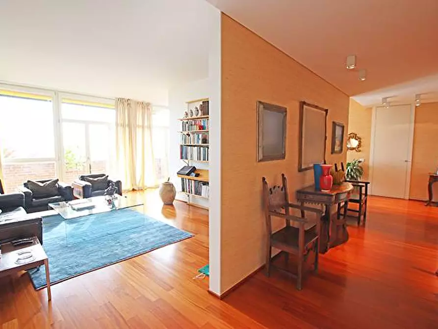 Immagine 17 di Appartamento in vendita  in via garibaldi a Bergamo