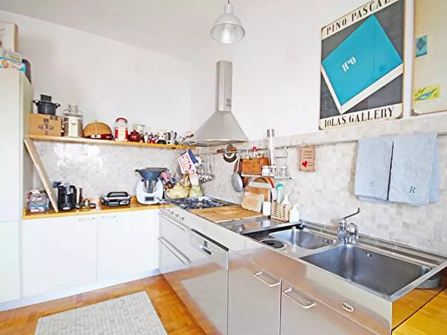 Immagine 14 di Attico in vendita  in via panseri a Bergamo