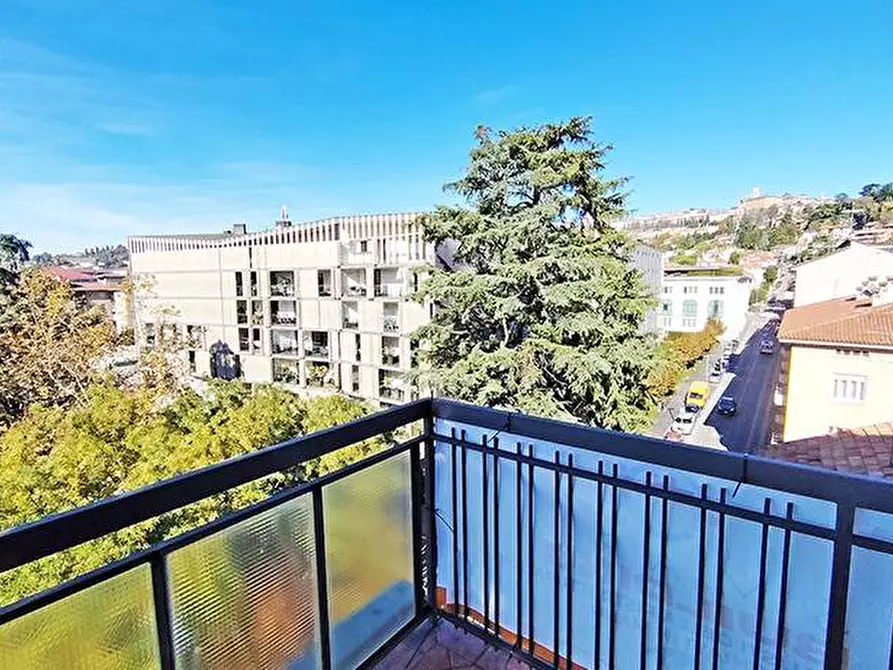 Immagine 8 di Appartamento in vendita  in via nullo a Bergamo
