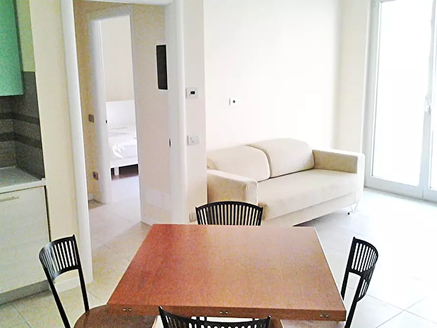 Immagine 2 di Appartamento in affitto  in piazza udine a Milano