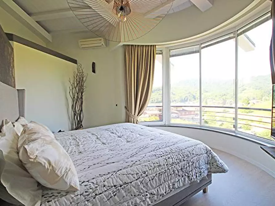 Immagine 22 di Villa in vendita  a Palazzago