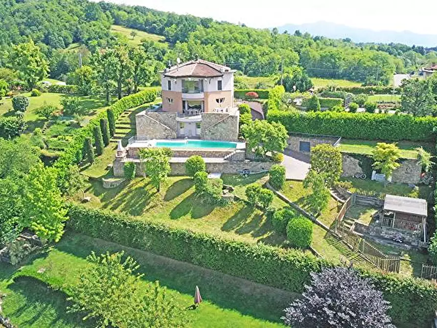 Immagine 3 di Villa in vendita  a Palazzago