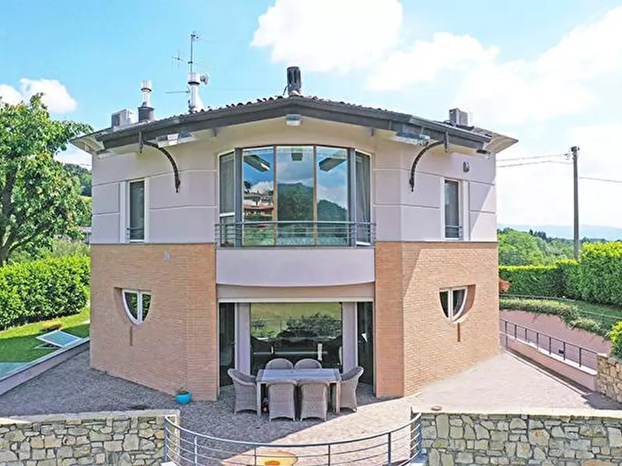 Immagine 4 di Villa in vendita  a Palazzago