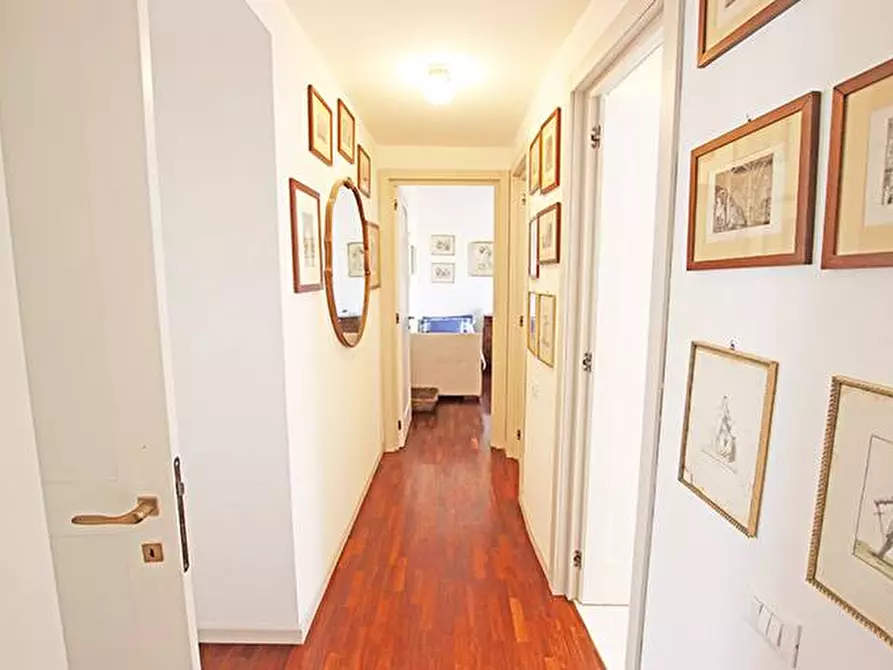 Immagine 19 di Appartamento in vendita  in via tassis a Bergamo