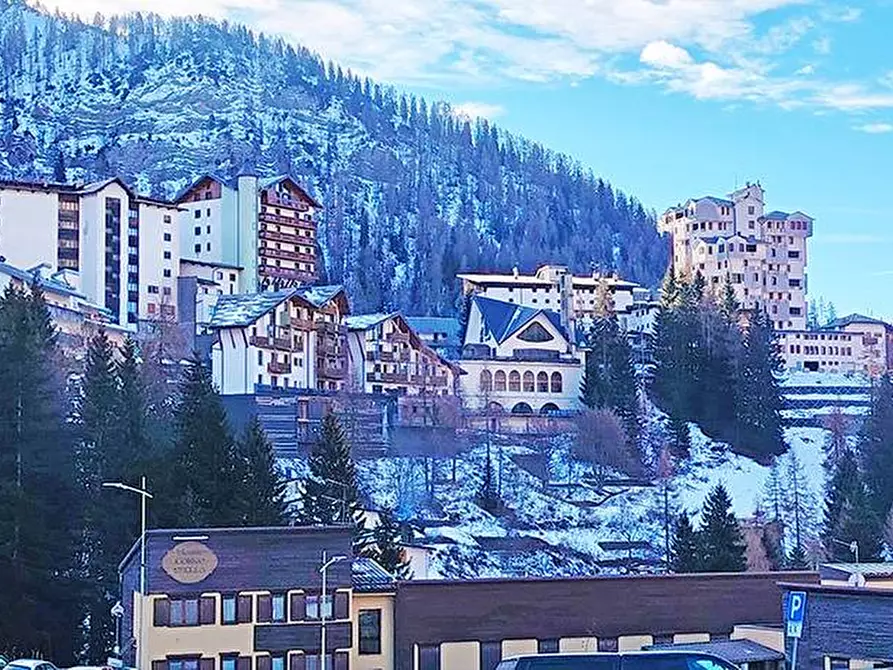 Immagine 19 di Albergo/B&B/Residence in vendita  in via Cortivo a Algua