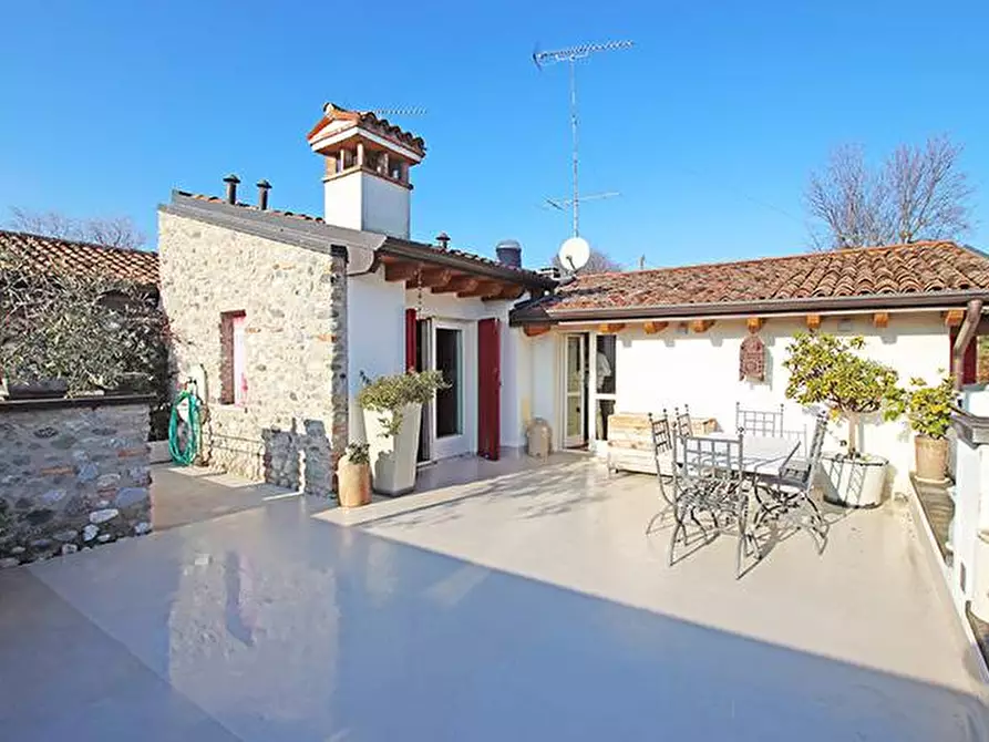 Immagine 3 di Attico in vendita  in via monte a Padenghe Sul Garda