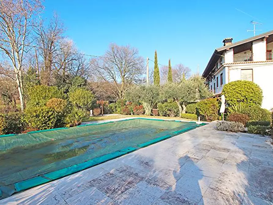 Immagine 30 di Attico in vendita  in via monte a Padenghe Sul Garda