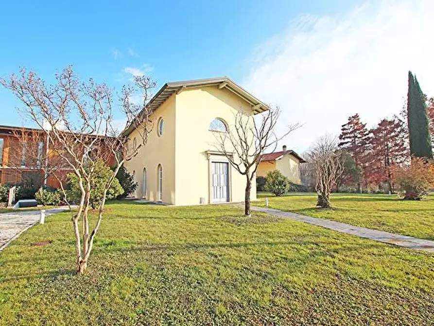 Immagine 1 di Casa indipendente in vendita  in via Marzanica a Bergamo