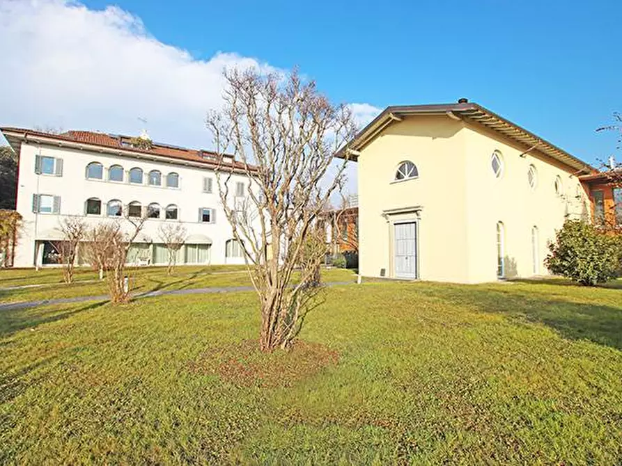 Immagine 4 di Casa indipendente in vendita  in via Marzanica a Bergamo