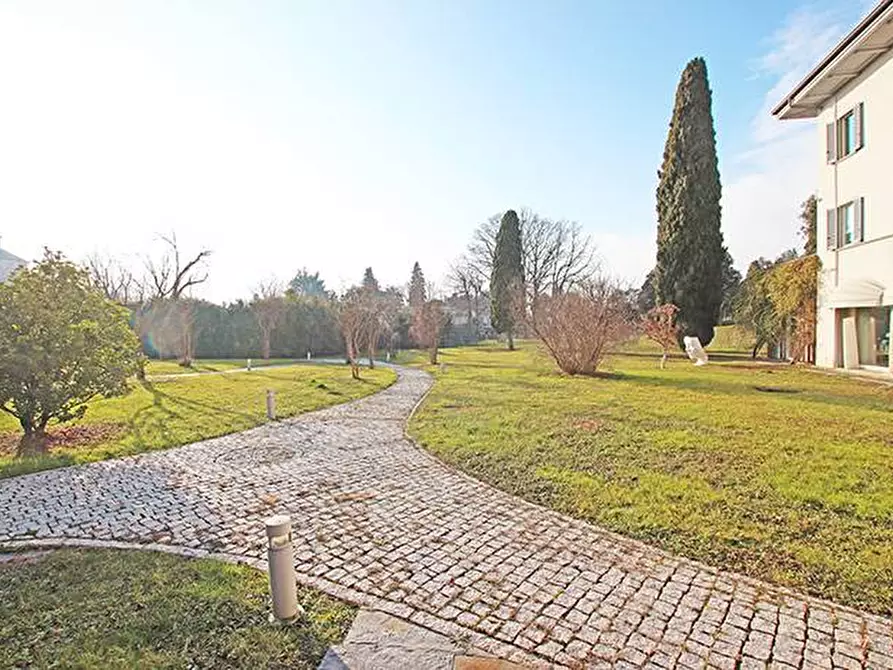 Immagine 10 di Casa indipendente in vendita  in via Marzanica a Bergamo