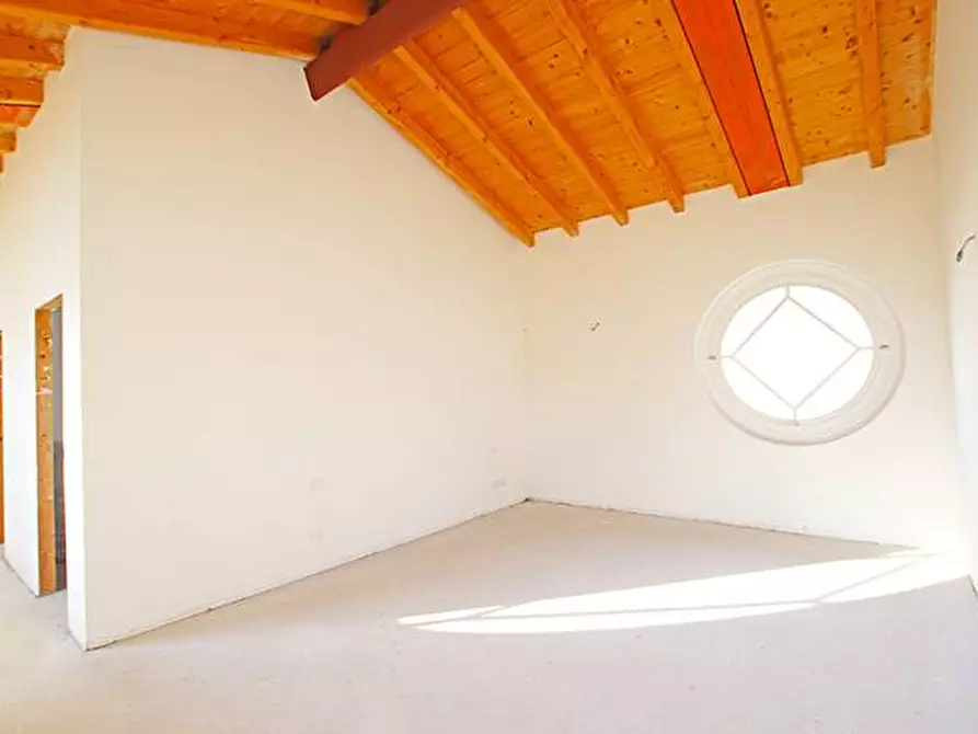 Immagine 26 di Casa indipendente in vendita  in via Marzanica a Bergamo