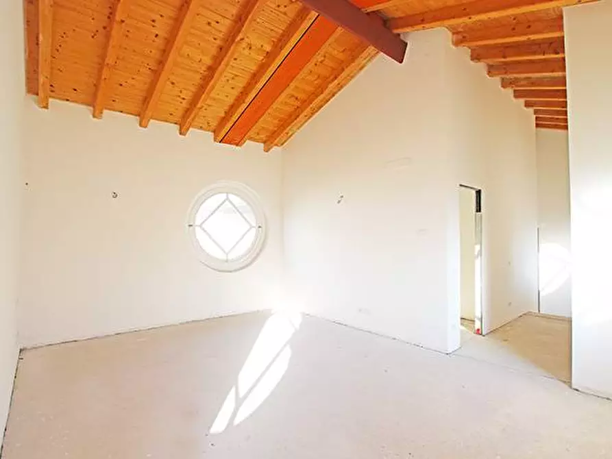 Immagine 32 di Casa indipendente in vendita  in via Marzanica a Bergamo