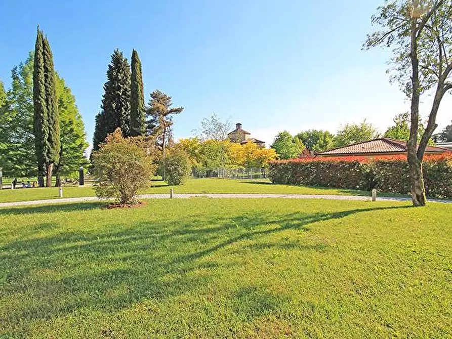 Immagine 40 di Casa indipendente in vendita  in via Marzanica a Bergamo