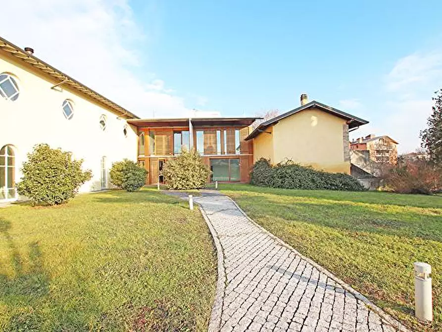 Immagine 2 di Villetta a schiera in vendita  in via Marzanica a Bergamo