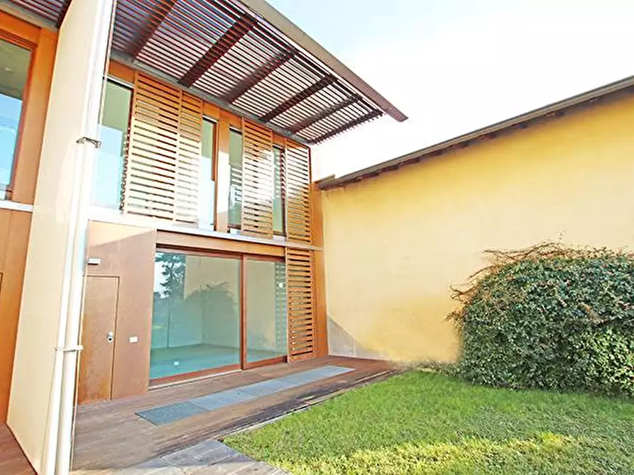 Immagine 6 di Villetta a schiera in vendita  in via Marzanica a Bergamo