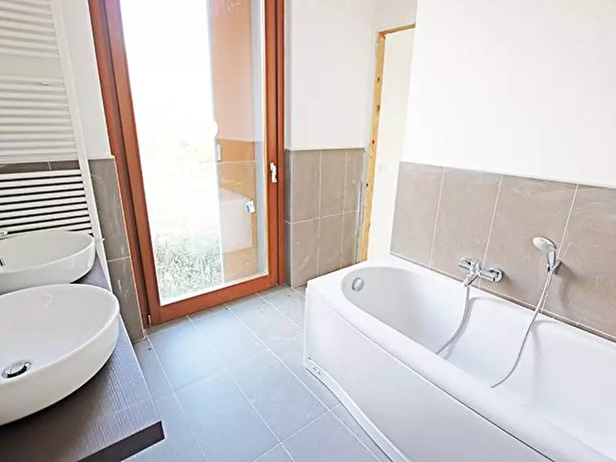 Immagine 17 di Villetta a schiera in vendita  in via Marzanica a Bergamo